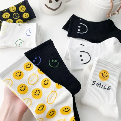 Lustige Socken Smiley Kawaii Hip Hop Kurze Socke Frauen Femme Happy Cartoon Weiß Schwarz Baumwollsocke