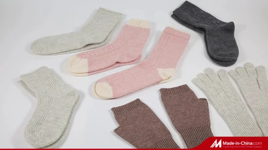 Freizeitsocken für Damen aus Rippstrick aus 100 % Kaschmir