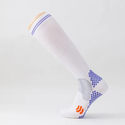 Großhandel maßgeschneiderte Fußball-Sportsocken für Herren, superelastischer Fußgewölbe und bequeme Muskelsocken, atmungsaktive Kompressions-Kniestrümpfe